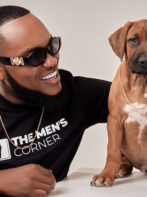 The Men's Corner T-shirt - Classic Design